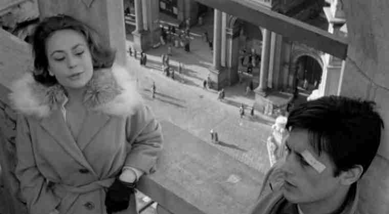 Annie Girardot e Alain Delon in una scena del film