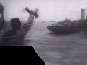 I marinai della flotta salutano gli ammutinati della Potemkin