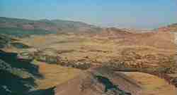 Dio punisce Israele facendolo vagare nel deserto per quarant'anni