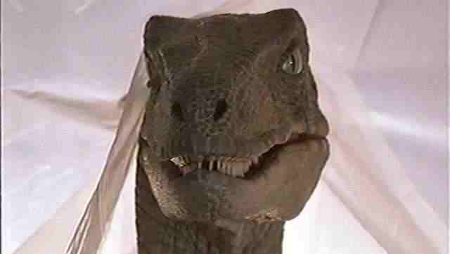 il dinosauro entra nel centro