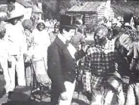 Stoneman si intrattiene con gli schiavi