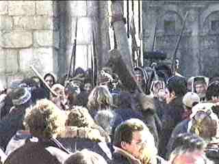Durante le riprese della Via Crucis