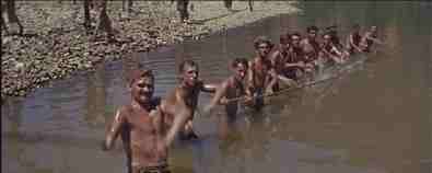 Soldati inglesi al lavoro