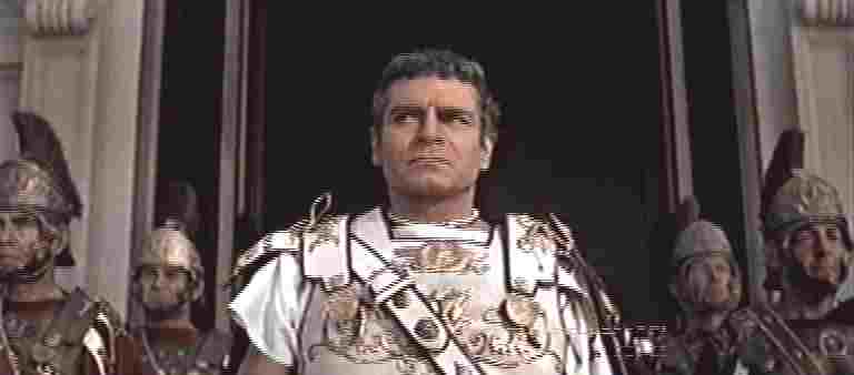 Crasso eletto dal senato Primo Console della Repubblica