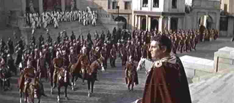 Le legioni passano in rassagna