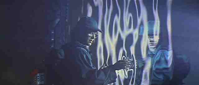 Daniel oltrepassa la Porta delle Stelle